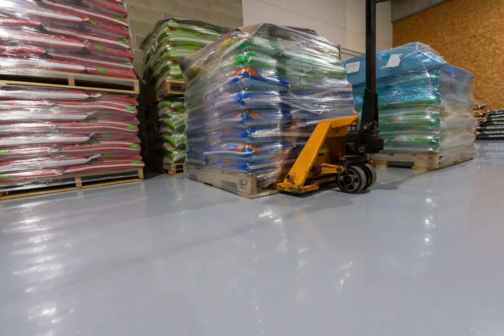 Professional retail floor coating in a Maui business