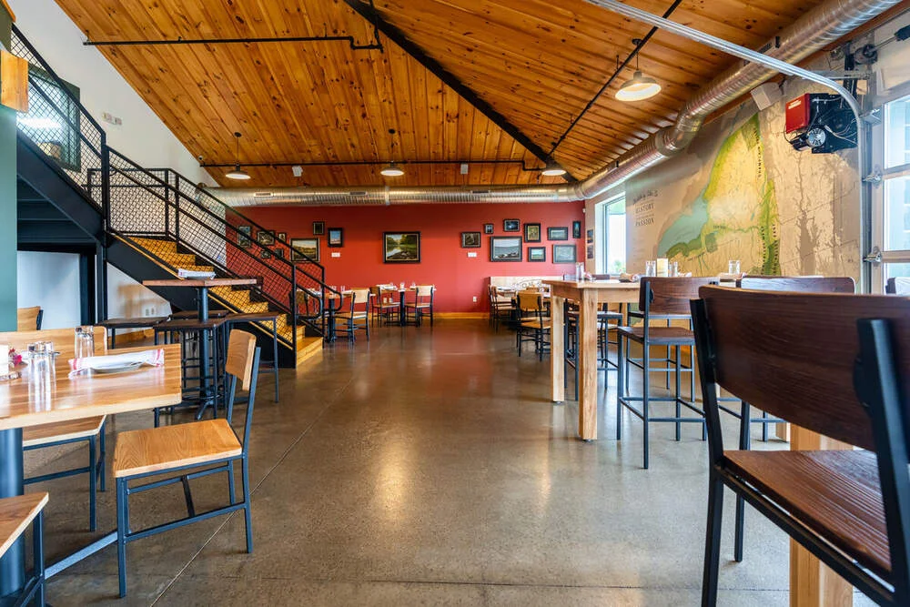 Seamless commercial concrete floor coating on Maui
